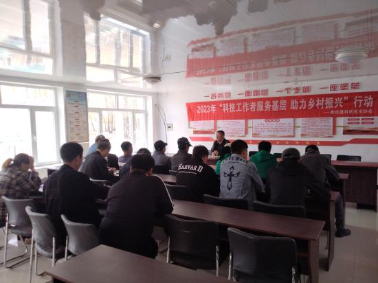 库伦旗“科技工作者服务基层，助力乡村振兴”行动走进库伦镇-2