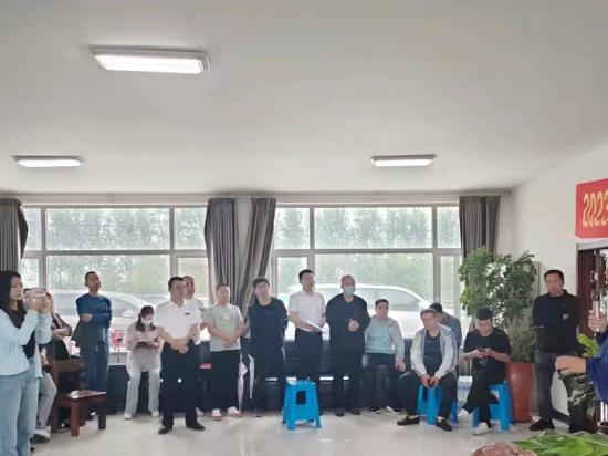 2023.6.20科尔沁区科协组织开展玉米化控技术培训1