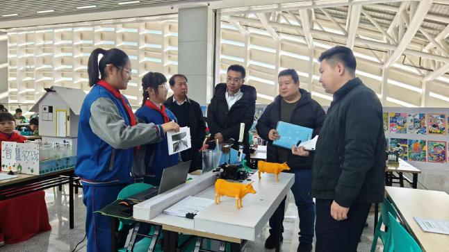 我市成功举办第39届青少年科技创新大赛