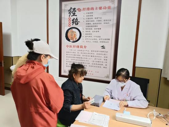 2024.5.23科尔沁区科协开展“守护百姓健康”义诊活动3