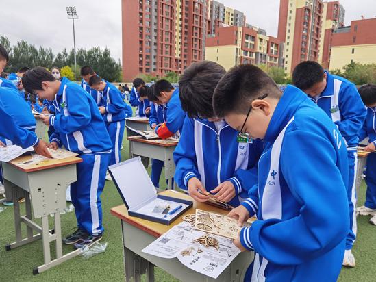 2024.5.31传承科学薪火 点亮创新之光——科尔沁区科协组织开展“科普宣传周”暨“科普大篷车进校园”系列活动4