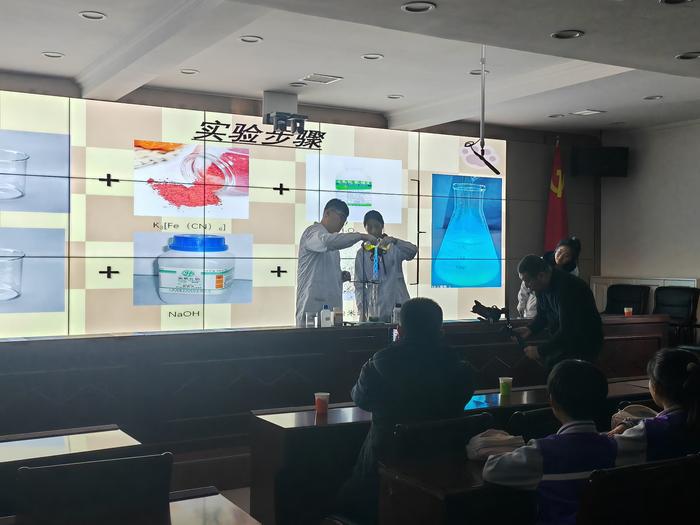 39b7579ae619f0f15d0ab5a1506d4b7